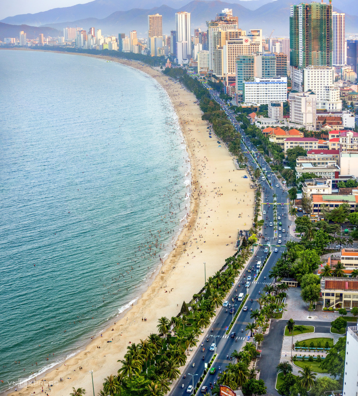 Cung-duong-bien-Nha-Trang
